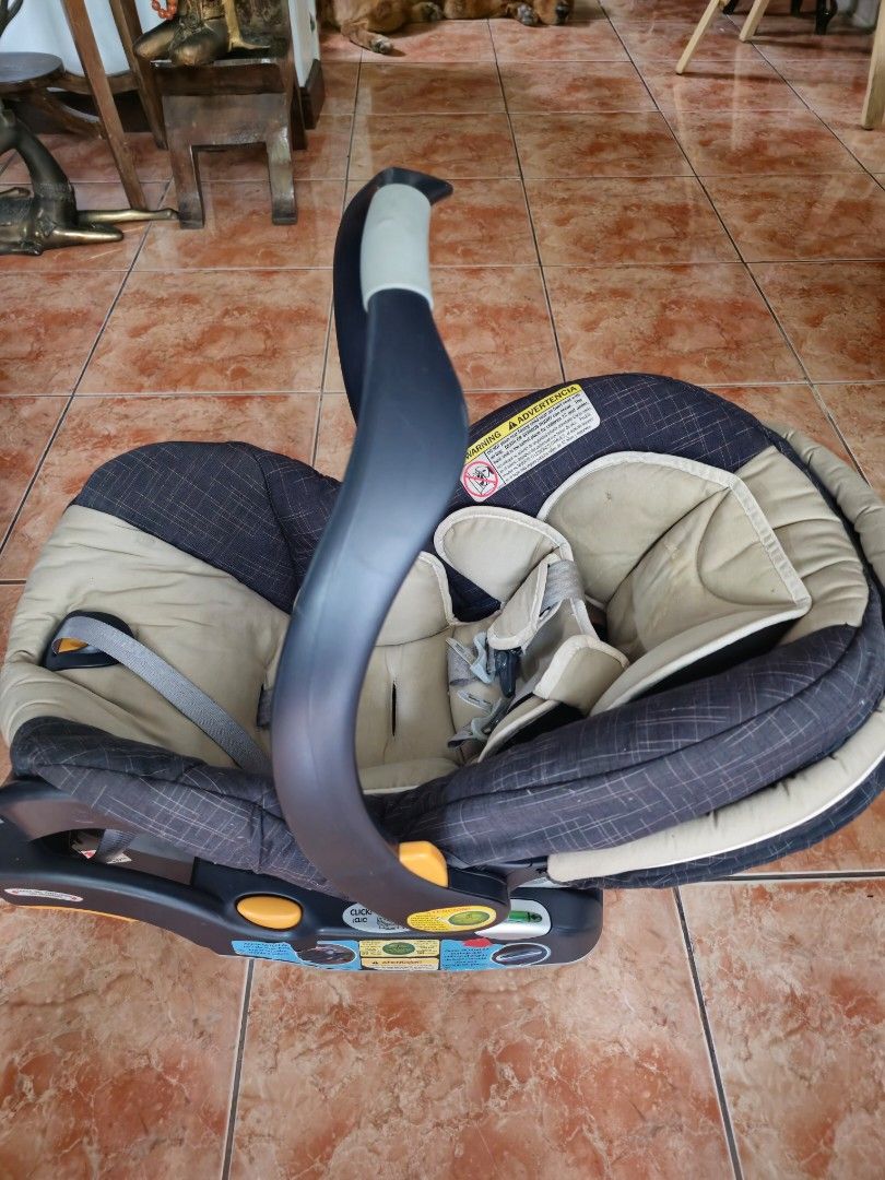 Chicco 3 in 1 car seat (Category: Car Seats) located in Manila. Submitted by versamnl (Listing ID 1346170146, Image 3). Description: chicco 3 in 1 car seat.