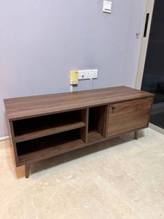 (Category: ) located in . Submitted by furnituresaleee (Listing ID 1346250219, Image 1). Description: .