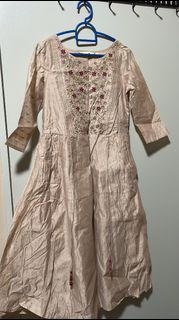 (Category: ) located in . Submitted by upcyclehaven008 (Listing ID 1346159872, Image 1). Description: .