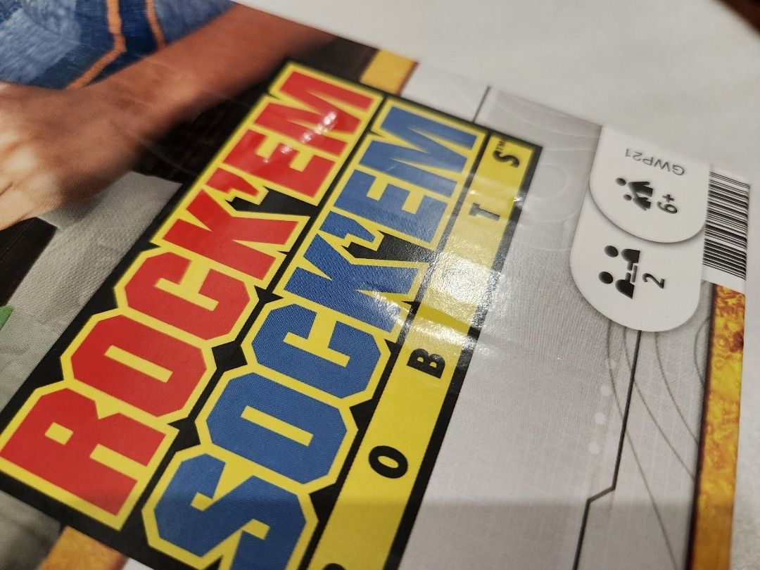 Jurassic World Dominion Rock 'Em Sock 'Em Robots Blue vs Atrociraptor ...