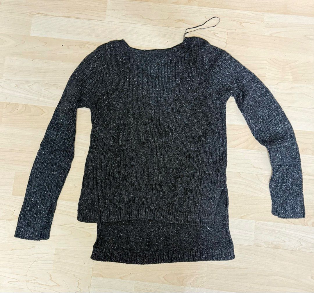 Mango Pullover Top (Category: Longsleeves) located in Quezon City. Submitted by bree.loved (Listing ID 1346111712, Image 3). Description: 600 each! Rfs: Decluttering .
