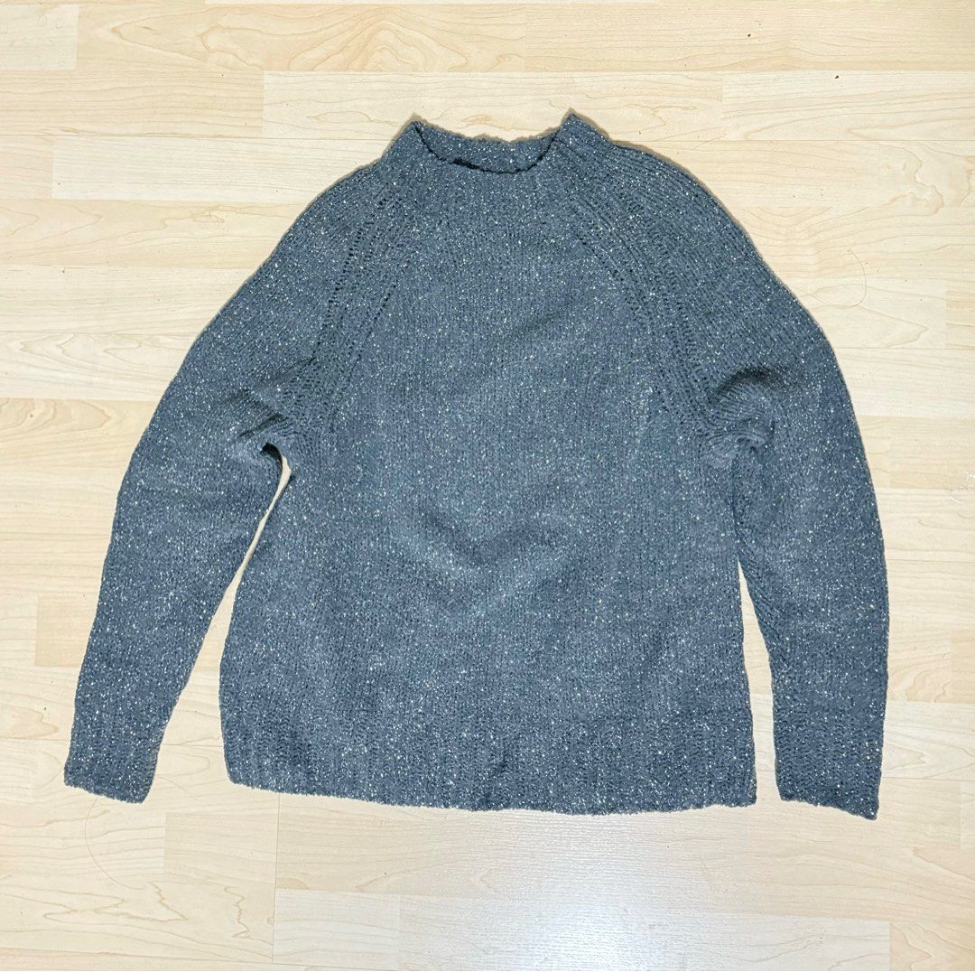 Mango Pullover Top (Category: Longsleeves) located in Quezon City. Submitted by bree.loved (Listing ID 1346111712, Image 1). Description: 600 each! Rfs: Decluttering .