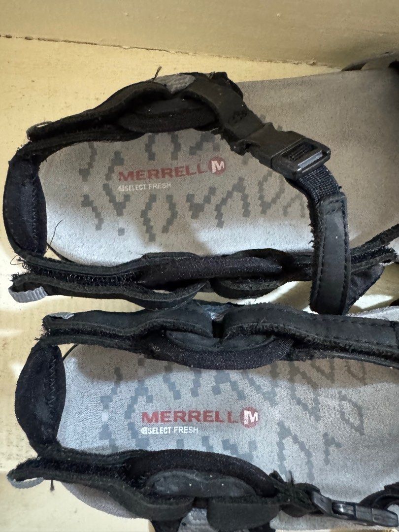 Merrell Sandals (Category: Sandals) located in Los Banos. Submitted by declutterbycee (Listing ID 1346206599, Image 2). Description: .