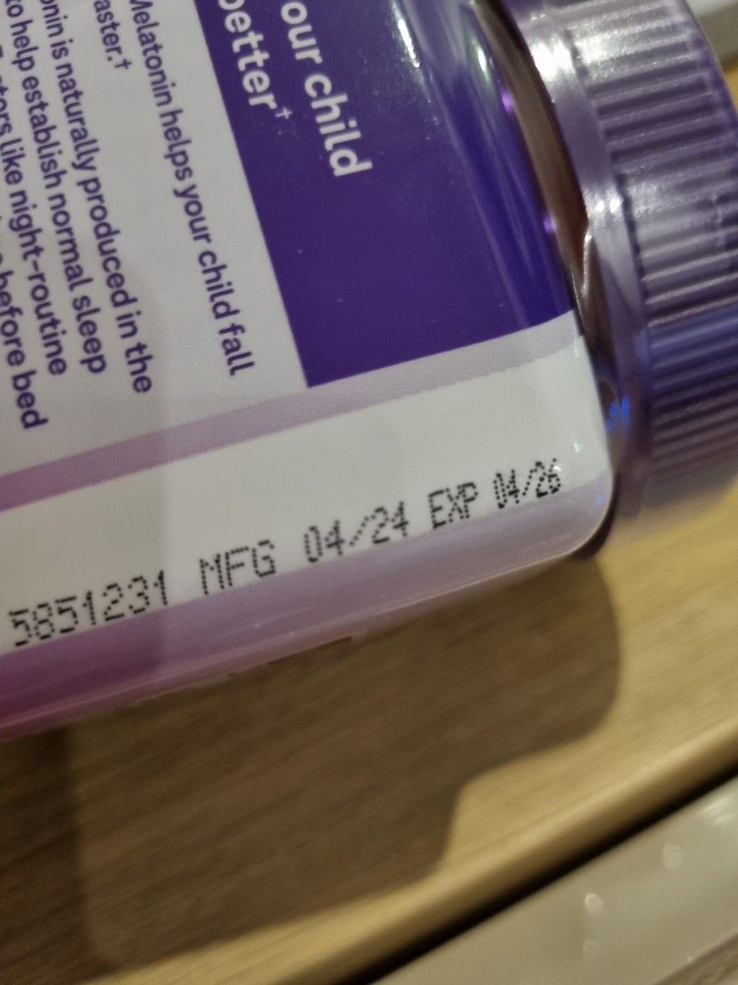 Natrol kids melatonin (Category: Health Food, Drinks & Tonics) located in Las Pinas. Submitted by closetful.ph (Listing ID 1346187468, Image 3). Description: 90 gummies; sealed; expiry April 2026.
