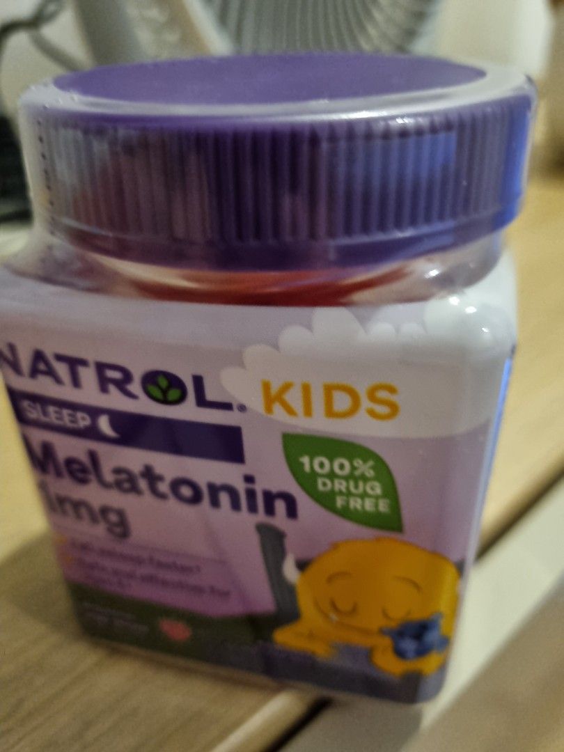 Natrol kids melatonin (Category: Health Food, Drinks & Tonics) located in Las Pinas. Submitted by closetful.ph (Listing ID 1346187468, Image 2). Description: 90 gummies; sealed; expiry April 2026.