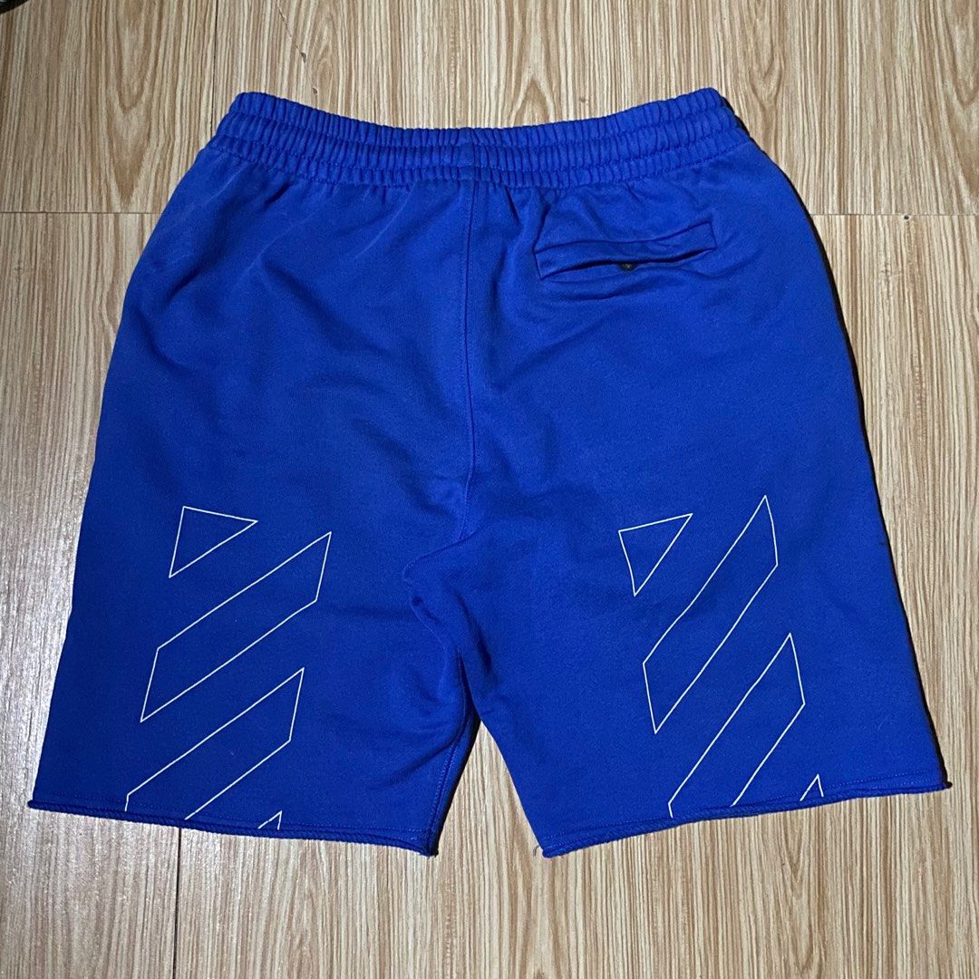 OFF WHITE (Category: Shorts) located in Sipalay. Submitted by muedajerry (Listing ID 1346108055, Image 2). Description: off white waistline 30-34 length 20 need wash 1250.