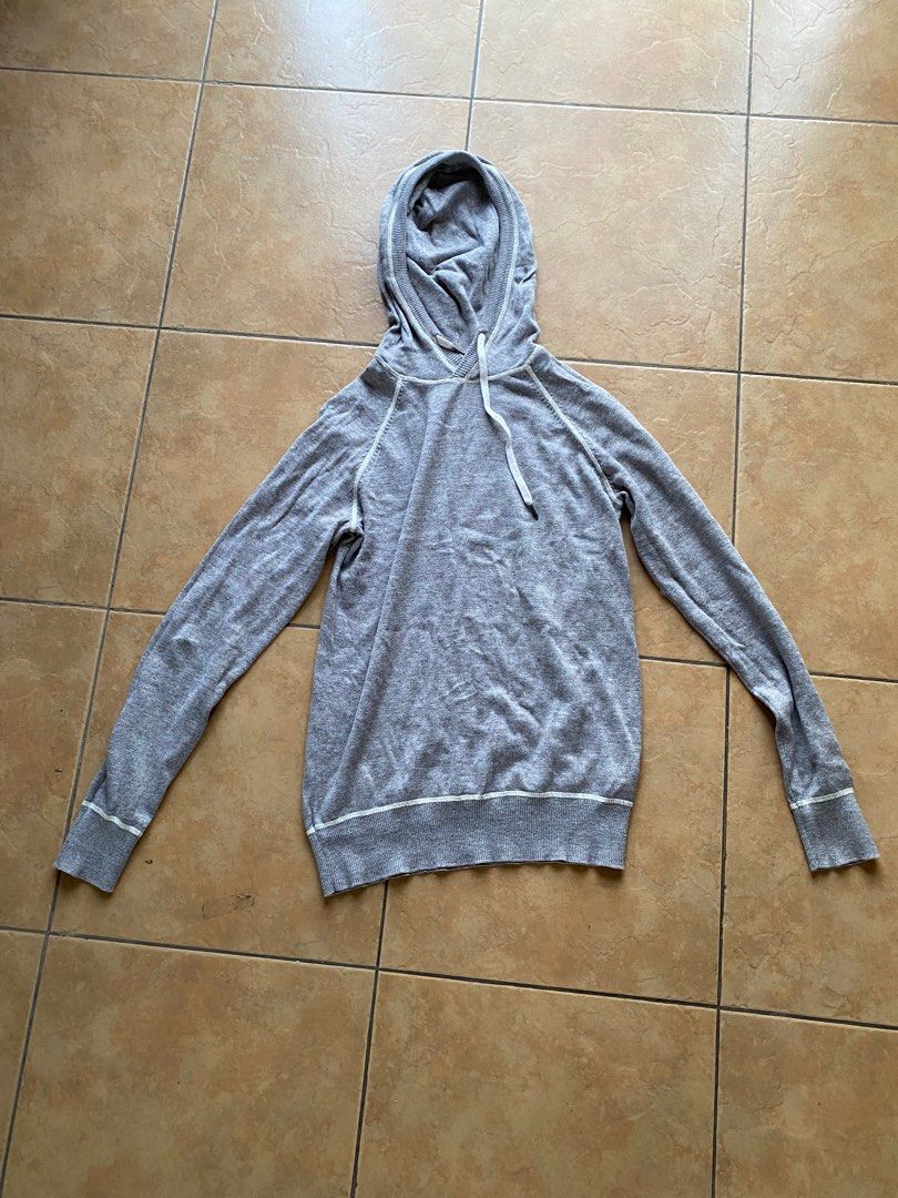 Original H&M hoodie Grey (Category: Coats, Jackets and Outerwear) located in Cavite. Submitted by dzoneph (Listing ID 1346195422, Image 3). Description: US Medium .
