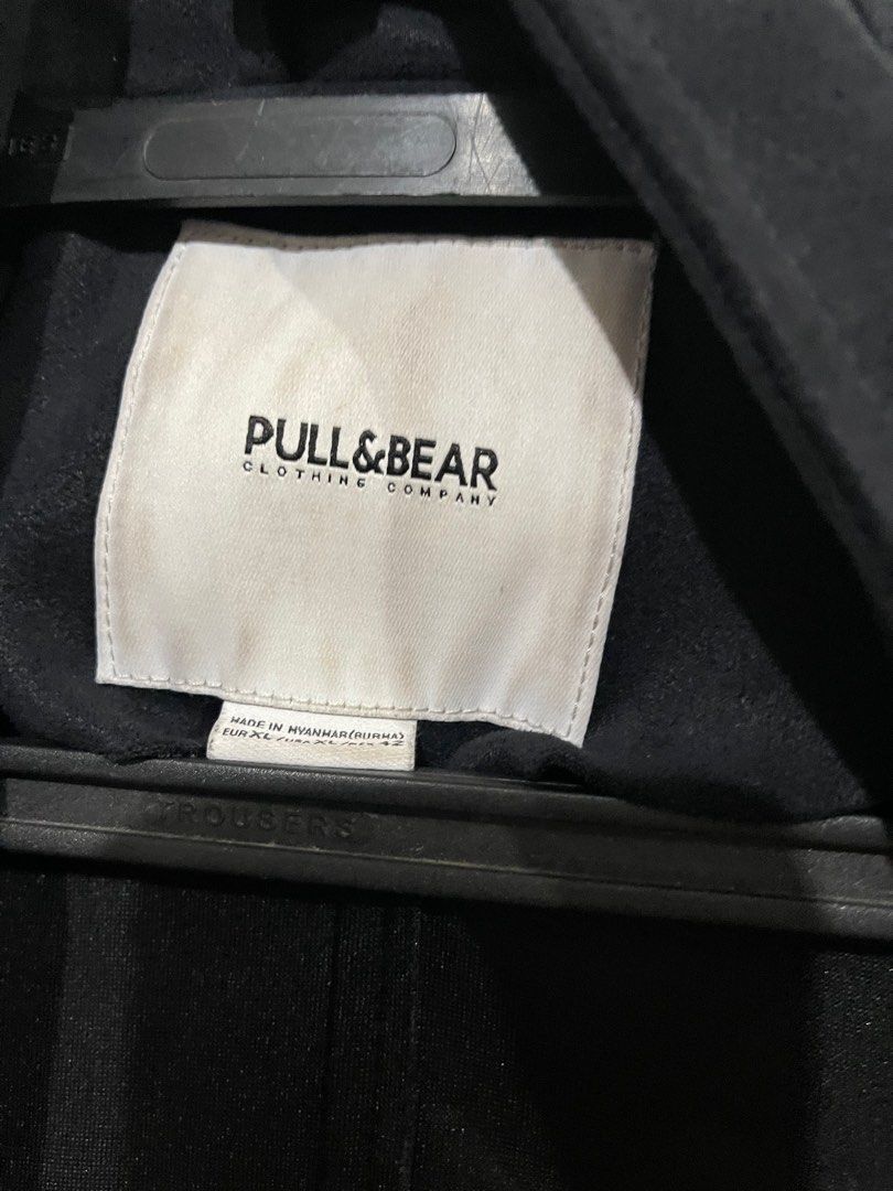 PULL N BEAR SUEDE JACKET (Category: Coats, Jackets and Outerwear) located in Manila. Submitted by patxoxo95885 (Listing ID 1346183262, Image 2). Description: Used but not abused Original Size fits medium to large Color black Motorcycle Jacket .
