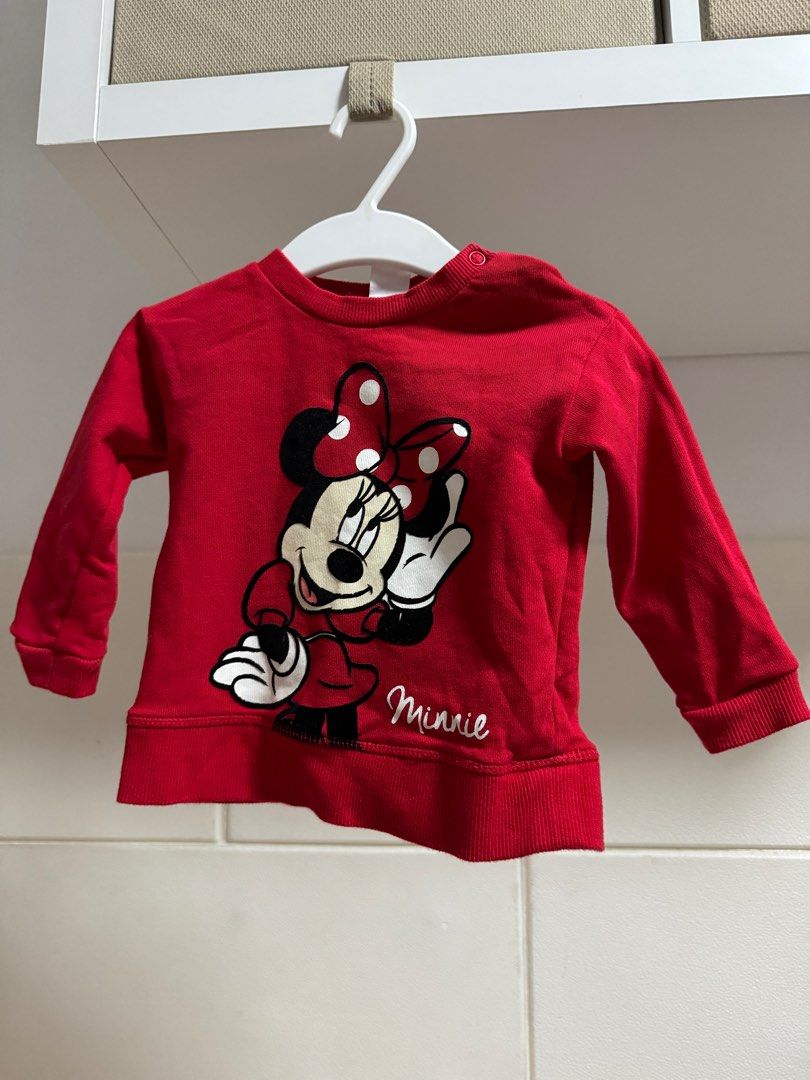 Set 399 (Category: Others Tops) located in Quezon City. Submitted by appuru22 (Listing ID 1346297008, Image 2). Description: 2 items for 399 Brand H&M Size: 9-12months.