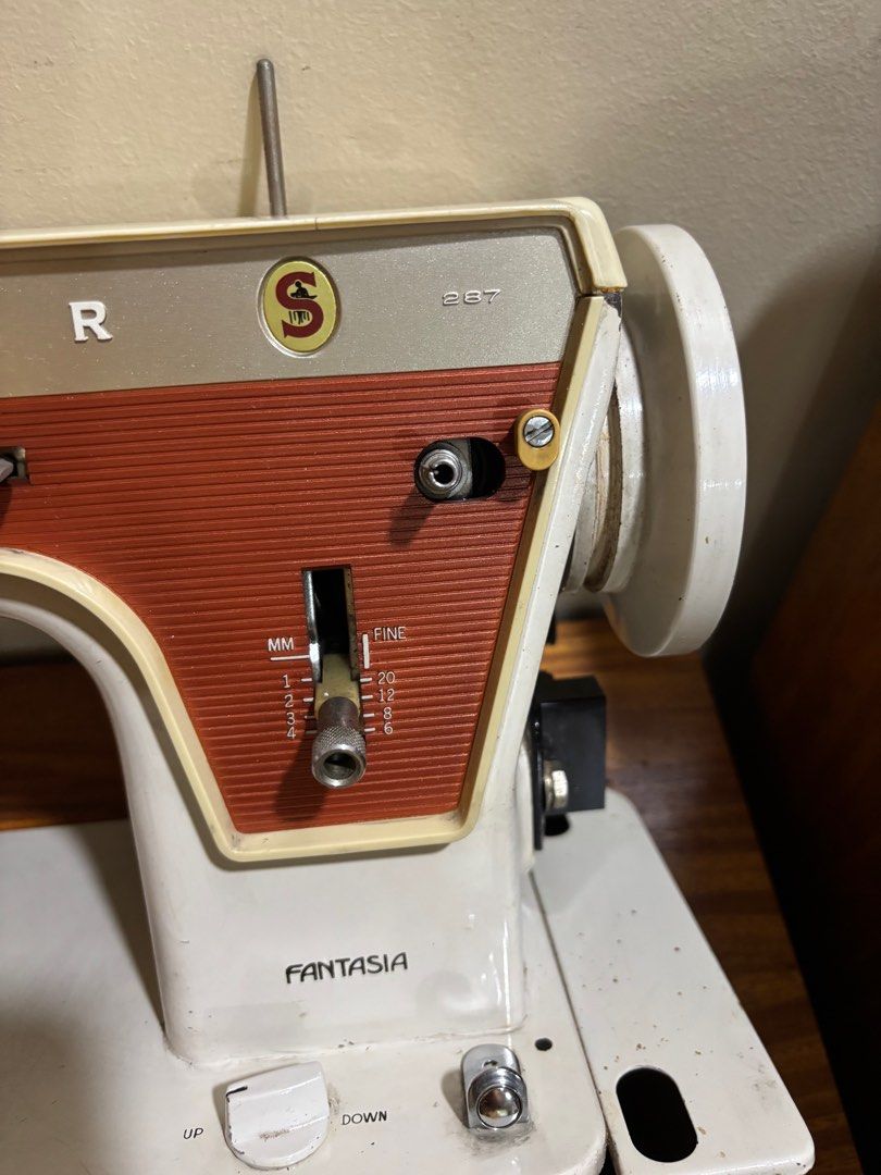 Singer Fantasia Sewing Machine (Category: Other Home Appliances) located in Mandaluyong City. Submitted by dsc0313 (Listing ID 1346192927, Image 2). Description: Sewing machine only slightly used , Needs cleaning and reconditioning because of years unused.