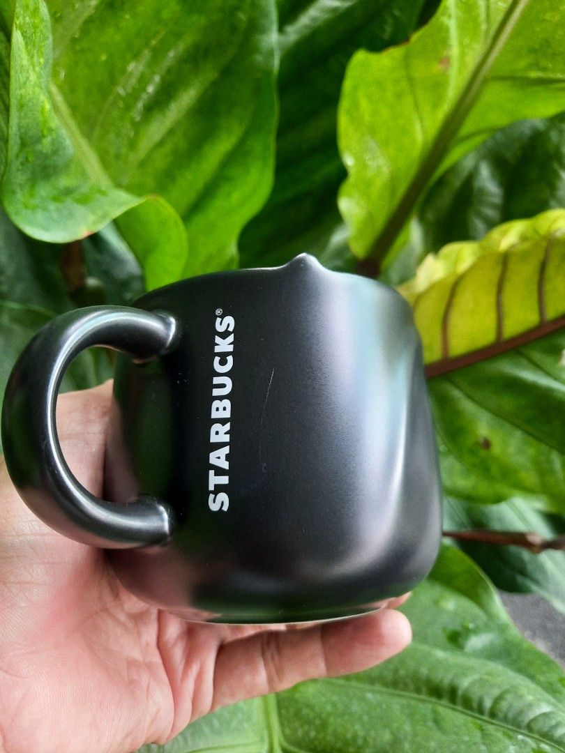Starbucks Cat Mug (Category: Coffee & Tea Tableware) located in Quezon City. Submitted by danilo.danilo4 (Listing ID 1346119892, Image 3). Description: Starbucks cat mug 1000 each 4mug available with SKU.