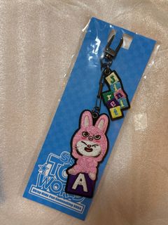 （分類：）位於 。 由 nothingonyou 提交（商品編號 1346263483，圖片 1）。簡介： 。