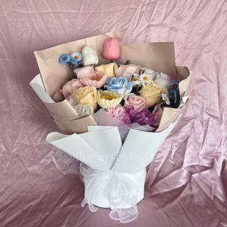 (Category: ) located in . Submitted by flowersbylovers (Listing ID 1346231440, Image 1). Description: .