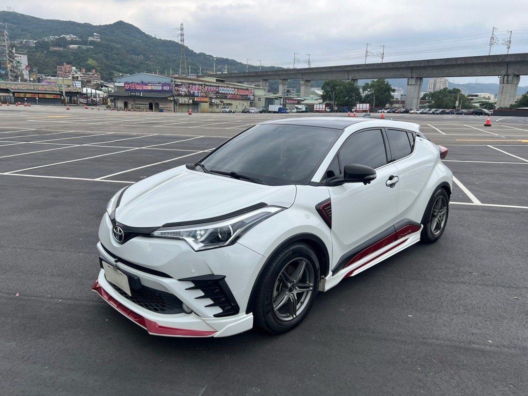 Toyota (274) 2017/05月出廠CHR 豪華1.2 汽油, 汽車, 汽車出售在旋轉拍賣