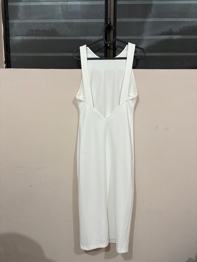 Zara sleeveless dress (Category: Dresses) located in Manila. Submitted by isabellehm (Listing ID 1346239235, Image 2). Description: Used once for a bachelorette party. Size: small Shipping at buyer’s expense.