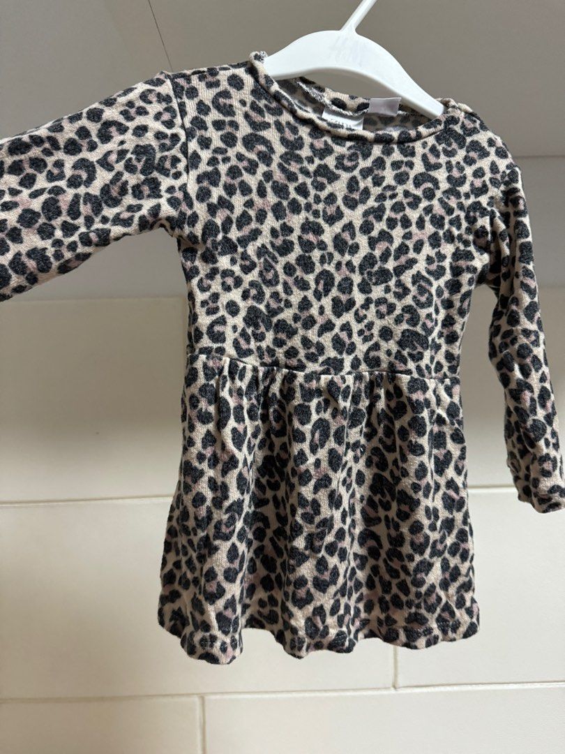 Zara Dress 9-12montha (Category: Babies & Kids Fashion) located in Quezon City. Submitted by appuru22 (Listing ID 1346296608, Image 3). Description: Zara Dress 9-12 months .