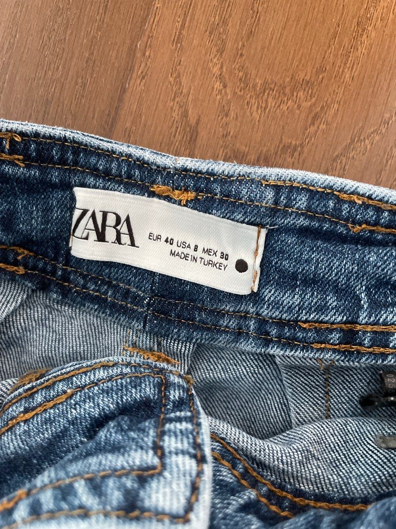 Zara wide legged cropped jeans (Category: Jeans) located in Makati City. Submitted by best.seconds (Listing ID 1346231143, Image 3). Description: Size US 8 on tag but altered for a US 4. Used twice only. Rfs: too many jeans .
