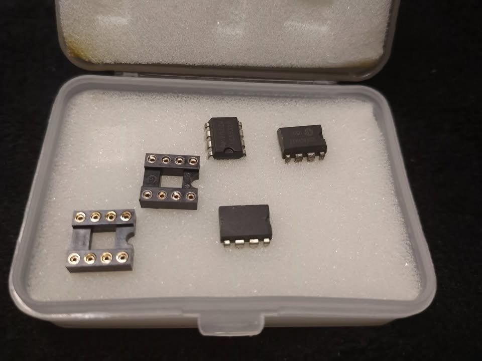 Zishan Z1 + opamp (Category: Portable Music Players) located in Cainta. Submitted by iamsandman (Listing ID 1346232061, Image 2). Description: - extra opamp - carry case rfs: upgrade Gcash/Lalamove/Grab COD Item is coming from Cainta .