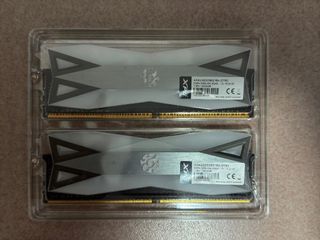 （分類：）位於 。 由 kevvvvvv 提交（商品編號 1346340093，圖片 1）。簡介： 。