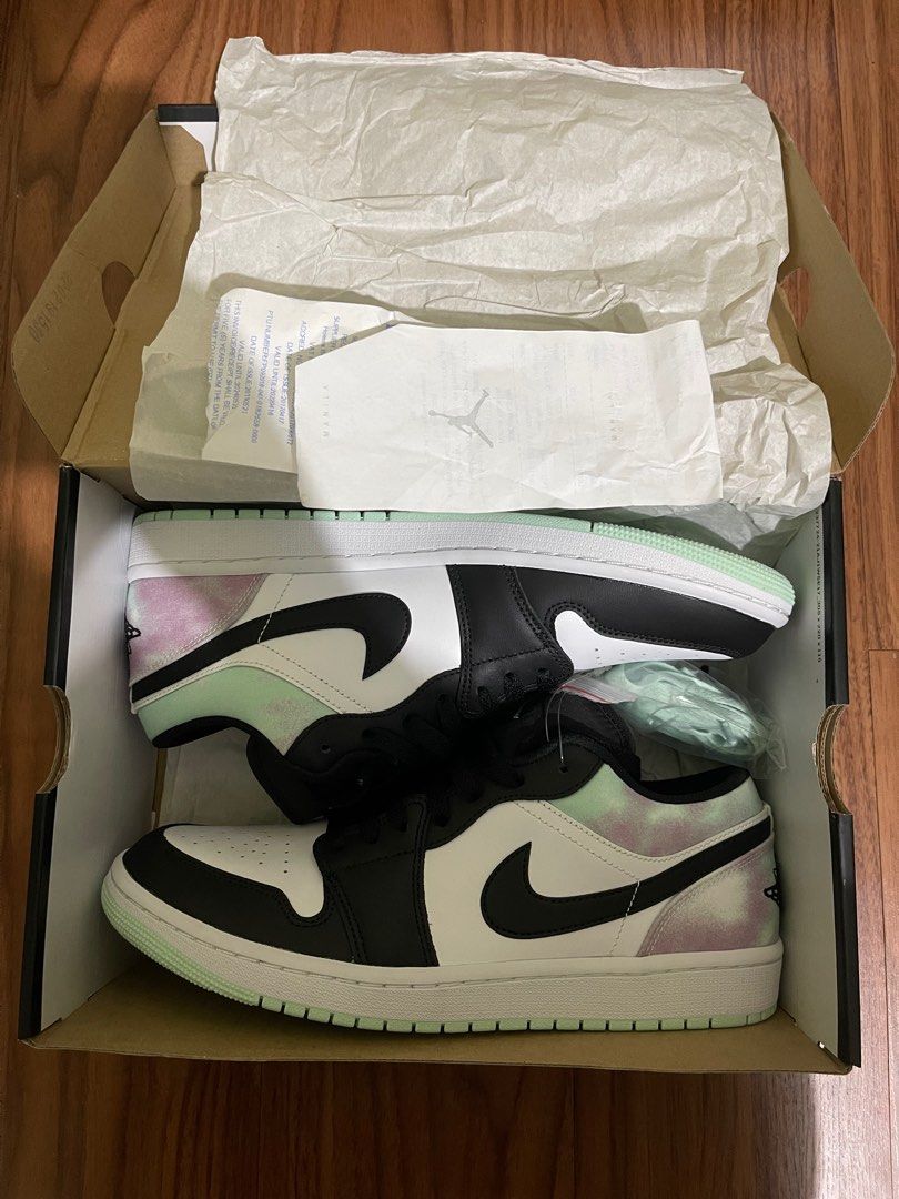 Air Jordan 1 Low SE - Tie Dye (Category: Sneakers) located in Mandaluyong City. Submitted by limonlime (Listing ID 1346464876, Image 2). Description: Size 10.5 Brand New Negotiable From SJ Kicks Mandaluyong Location.