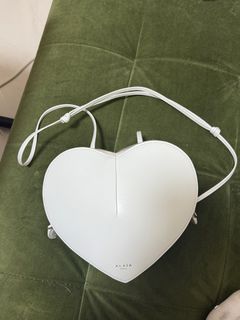 （分類：）位於 。 由 hillaryyyyc 提交（商品編號 1346439366，圖片 1）。簡介： 。