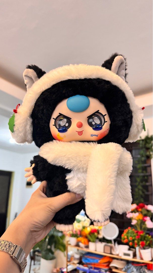 Baby Three Christmas Black Cat (Category: Designer & Blind Box Toys) located in Bulacan. Submitted by not.bami (Listing ID 1346470853, Image 1). Description: .