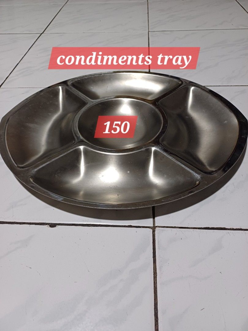 Baking tools (Category: Bakeware) located in Manila. Submitted by goldenmoon_f6bc2f (Listing ID 1346485009, Image 1). Description: please see pictures for the price.