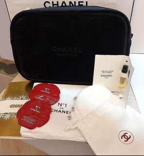 Chanel 黑色絲絨靚質料大化妝袋+香水 skin care aet64213240836737110