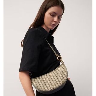 (Kategori: ) berada di . Dikirim oleh arstyle (ID iklan 1346425400, Gambar 1). Deskripsi: .