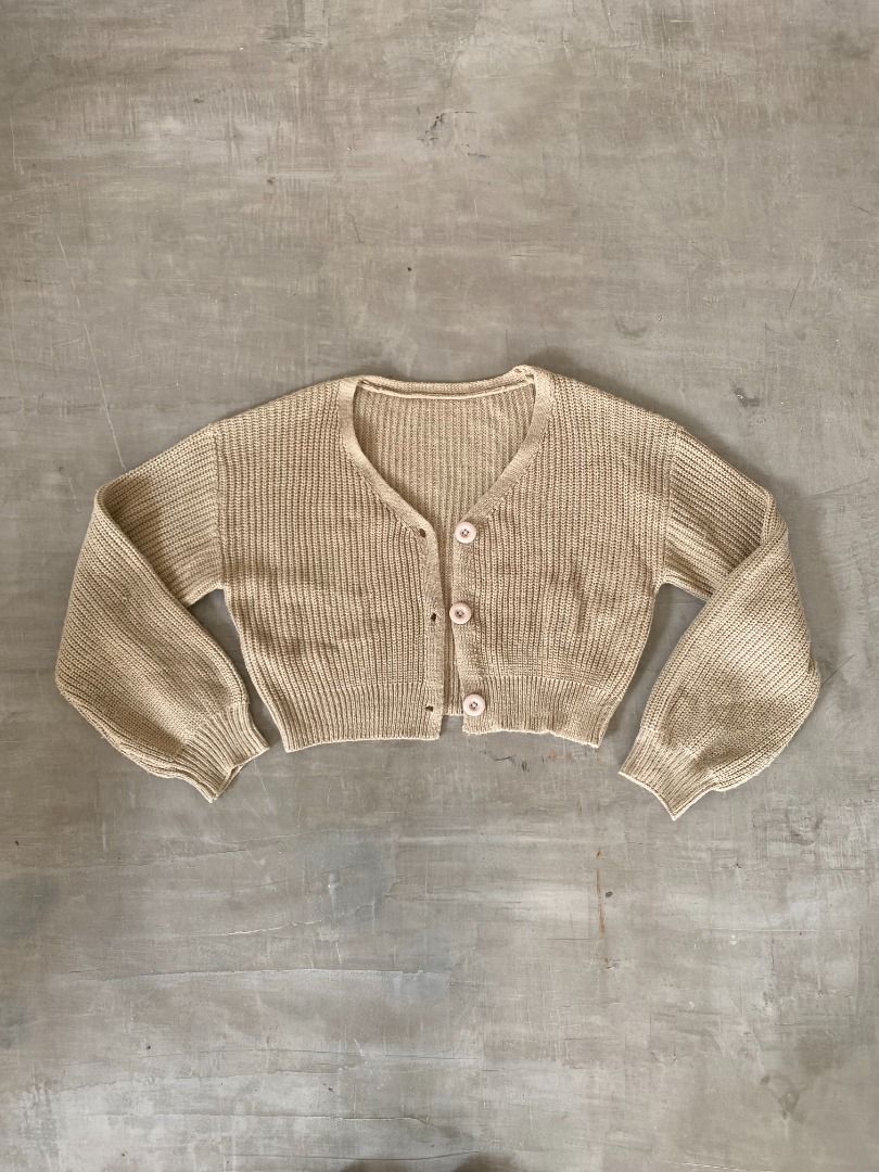 cottagecore cropped knitted cardigan (Category: Coats, Jackets and Outerwear) located in Bacolod City. Submitted by found.objects (Listing ID 1346435925, Image 2). Description: fits XS-M.