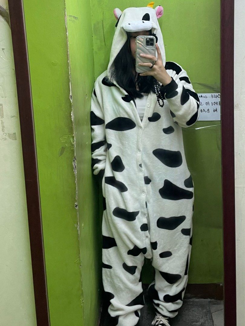 COW PRINT ONESIE SLEEPWEAR (Category: Activewear) located in Quezon City. Submitted by Zukimi (Listing ID 1346320982, Image 2). Description: FOR SALE ONESIE COW PRINT XL ON TAG ₱299 only LOC: QUEZON CITY.