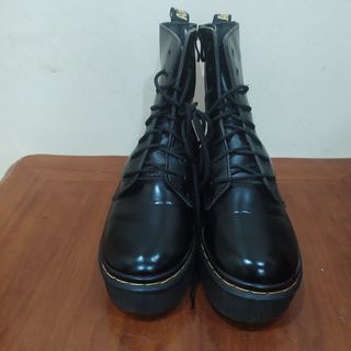 (Category: ) located in . Submitted by onethriftlord (Listing ID 1346351656, Image 1). Description: .