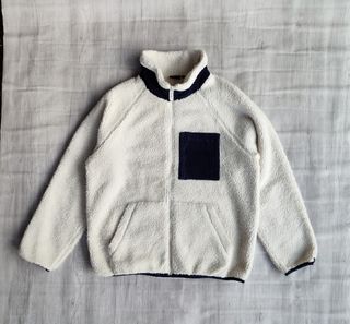 (Kategori: ) berada di . Dikirim oleh thriftxmutu (ID iklan 1346356578, Gambar 1). Deskripsi: .