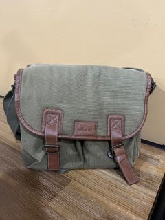 (Category: ) located in . Submitted by mountainshop (Listing ID 1346433973, Image 1). Description: .