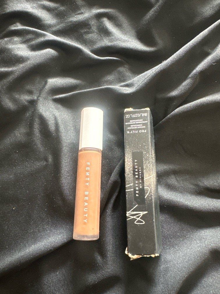 fenty beauty concealer contour (Category: Makeup) located in Pasig City. Submitted by polasy (Listing ID 1346354366, Image 1). Description: can use as contour.