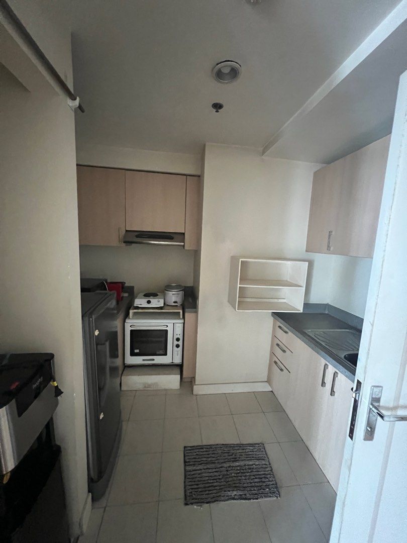Grove Condominium in Pasig (Category: Apartments & Condos) located in Taguig. Submitted by brokerhanstaneo_09178038728 (Listing ID 1346364167, Image 3). Description: The Grove, Tower A Tower 2BR Unit, 109sqm, w/ Parking Price: Php21,350,000 (Inclusive of CGT) .