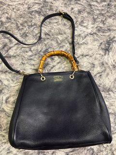 (Category: ) located in . Submitted by stylewithpreloved (Listing ID 1346341486, Image 1). Description: .
