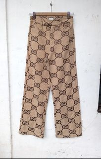 (Category: ) located in . Submitted by localthrifting (Listing ID 1346395483, Image 1). Description: .