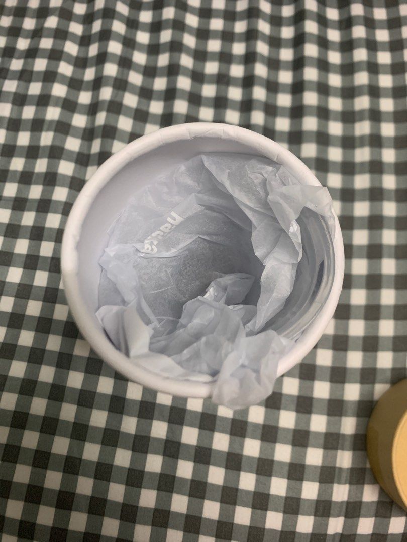 Haakaa Gen 2 Silicone Breast Pump (100ml) (Category: Breastfeeding & Bottle Feeding) located in Manila. Submitted by worstdumpling (Listing ID 1346487679, Image 2). Description: super minsan lang nagamit bought it last nov 2024.