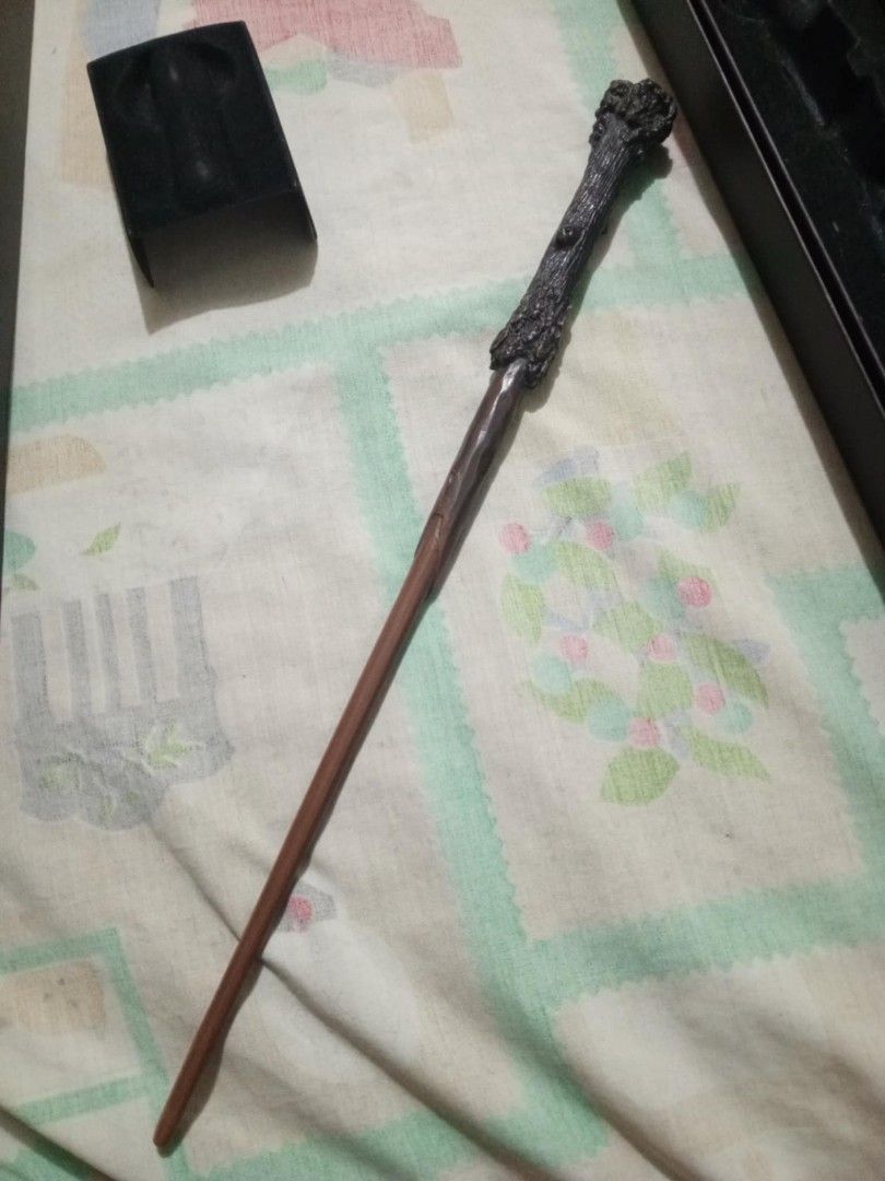 Harry Potter Wands (Category: Western Merchandise) located in Pateros City. Submitted by jim_antonio2808950 (Listing ID 1346465241, Image 2). Description: Licensed and Authentic Harry Potter Wands From Universal Studios Japan (with original box): Hermione Granger - 1.5k - Sold Sirius Black - 1.8k - Sold Harry Potter - 1.8k Minerva McGonagall - 2.5k Bellatrix Lestrange - 1.8k Noble Collection (with original box): Ron Weasley - 1.8k Universal Studi