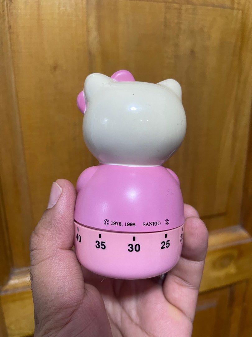 hello kitty timer (Category: Clocks) located in Calamba. Submitted by thriftingoverload (Listing ID 1346328810, Image 2). Description: plus shipping fee.