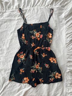 (Category: ) located in . Submitted by quelli (Listing ID 1346417948, Image 1). Description: .