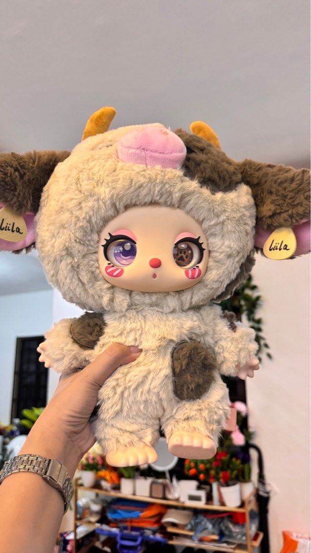 Liila Zoo Calf AB eyes (Category: Figurines & Statues) located in Bulacan. Submitted by not.bami (Listing ID 1346470533, Image 1). Description: Price is nego Lalamove only J&T if you are willing to pay for sf for big box.