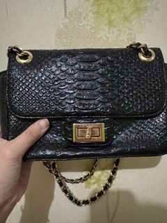 (Kategori: ) berada di . Dikirim oleh bibiaanc (ID iklan 1346347062, Gambar 1). Deskripsi: .