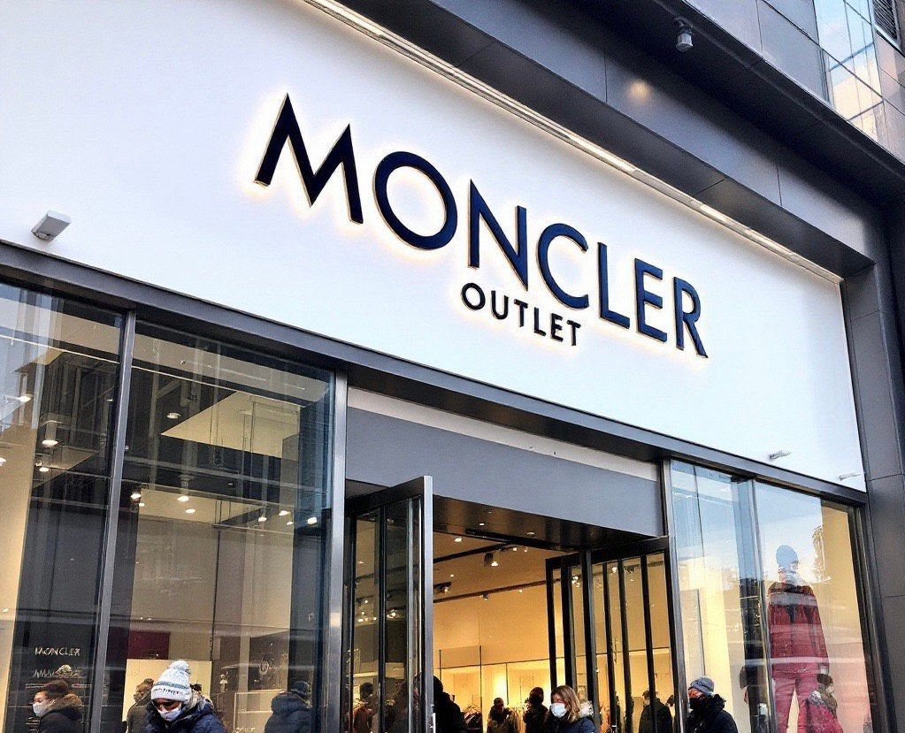 bicester village moncler outlet review Bicester Village Canada Goose Outlet 46 Outlet Malls Burberry