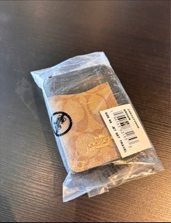 original coach zip card wallet