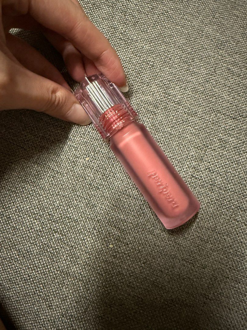 Peripera Water Bare Tint - 01 Announce Beige (Category: Makeup) located in Quezon City. Submitted by claireityyy (Listing ID 1346461987, Image 2). Description: swatched only rfs: shade doesnt suit me .