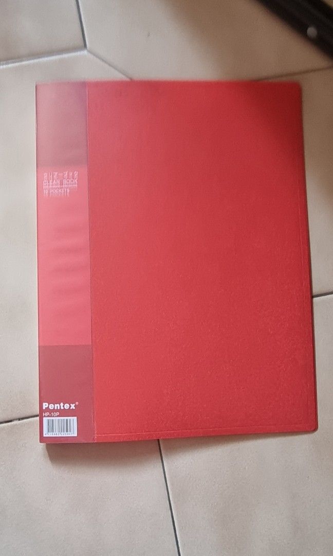 Primary files (Category: Stationery & School Supplies) located in Singapore. Submitted by angelachiew (Listing ID 1346355792, Image 2). Description: Remaining some book covers (Suitable for primary 1-6 ) 1 is blue file, 1 is 10 pockets red file, both are new , bought extra.
