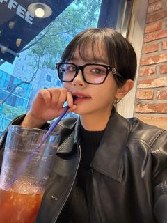 （分類：）位於 。 由 chestnuttttt__ 提交（商品編號 1346460142，圖片 1）。簡介： 。