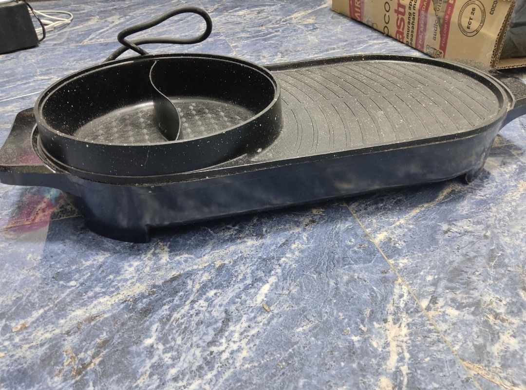 Samgyeopsal grilling and ramen pot (Category: Cookware & Accessories) located in Manila. Submitted by elkie97 (Listing ID 1346342247, Image 3). Description: samgyeopsal grilling and ramen pot electric type used once only rfs; decluttering.